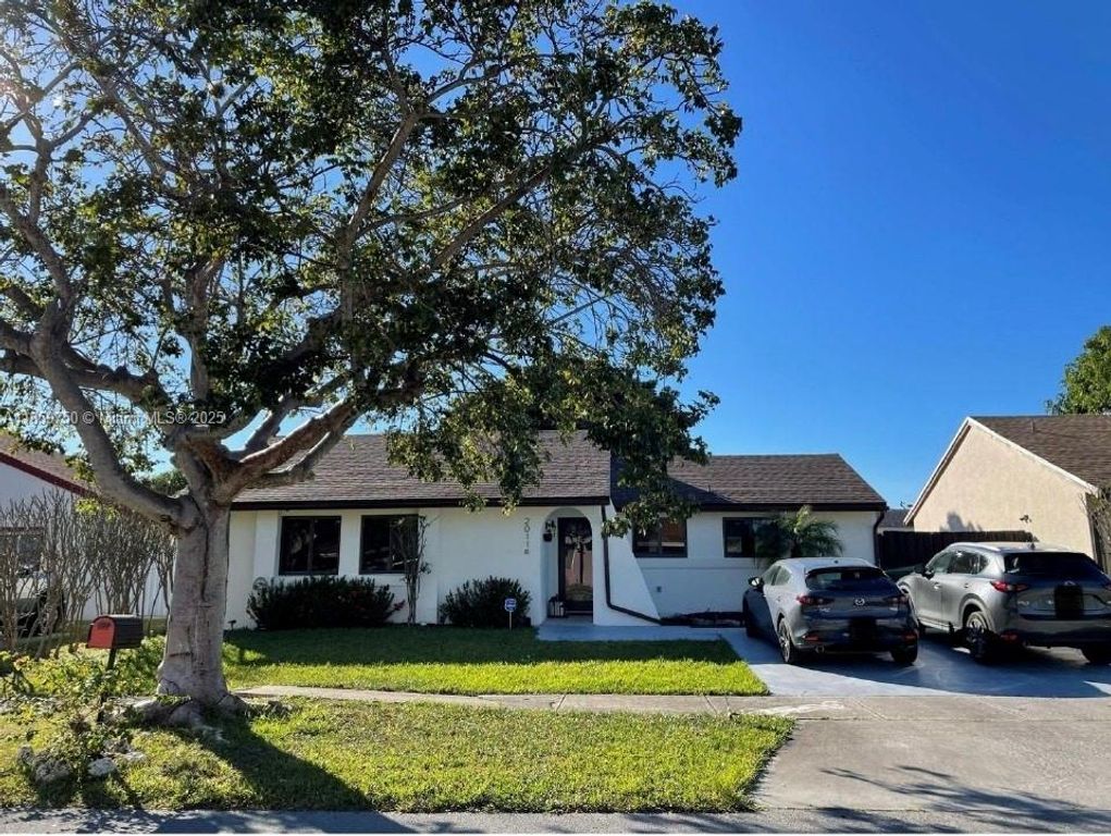 20118 SW 124th Ct, Miami, FL 33177
