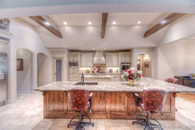 17940 E Red Hawk Road, Owasso, OK 74055