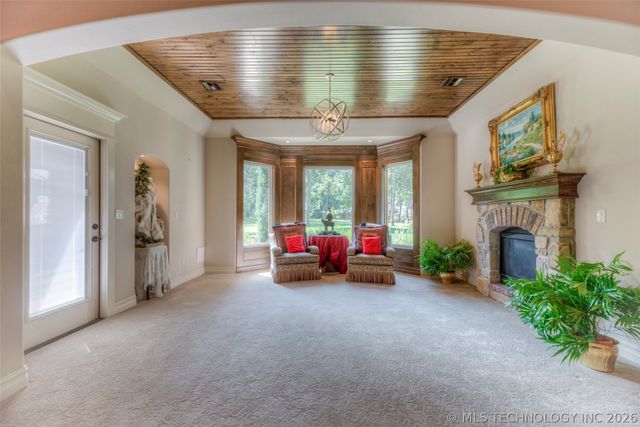 17940 E Red Hawk Road, Owasso, OK 74055