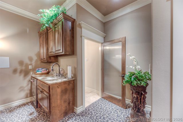 17940 E Red Hawk Road, Owasso, OK 74055