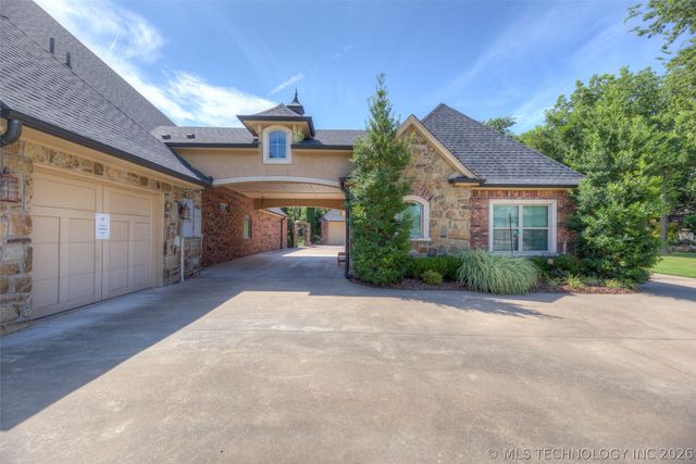 17940 E Red Hawk Road, Owasso, OK 74055