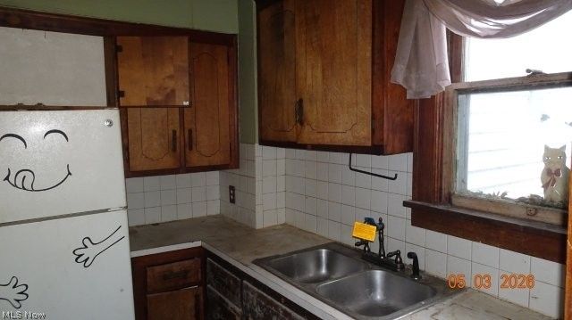 2353 Livingston, Lorain, OH 44052