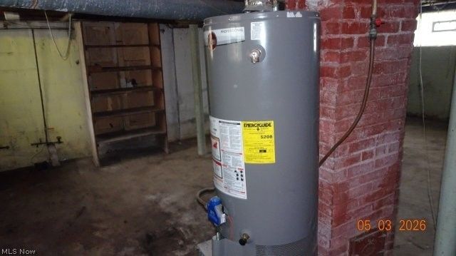 2353 Livingston, Lorain, OH 44052