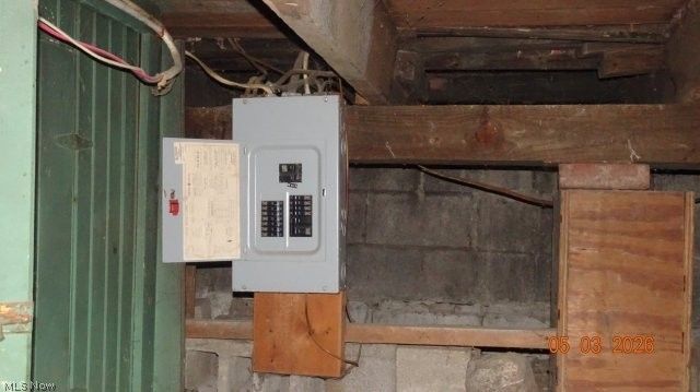 2353 Livingston, Lorain, OH 44052