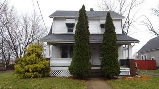 2353 Livingston, Lorain, OH 44052
