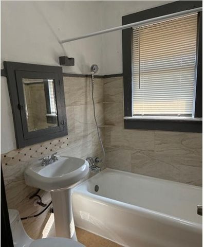 2260 Hemphill Street, Fort Worth, TX 76110