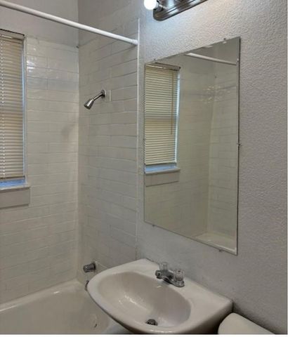 2260 Hemphill Street, Fort Worth, TX 76110