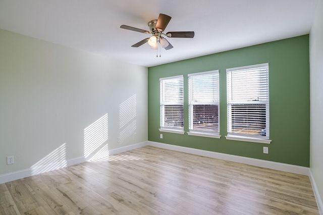 410 Carolyn Drive, Bedford, TX 76021