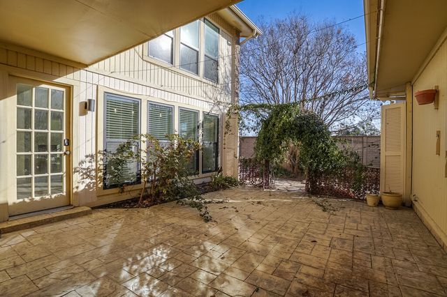 410 Carolyn Drive, Bedford, TX 76021