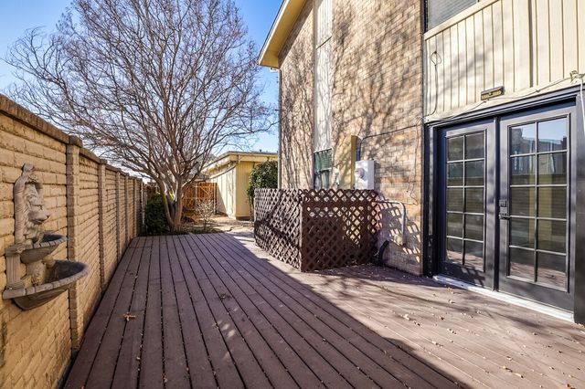 410 Carolyn Drive, Bedford, TX 76021