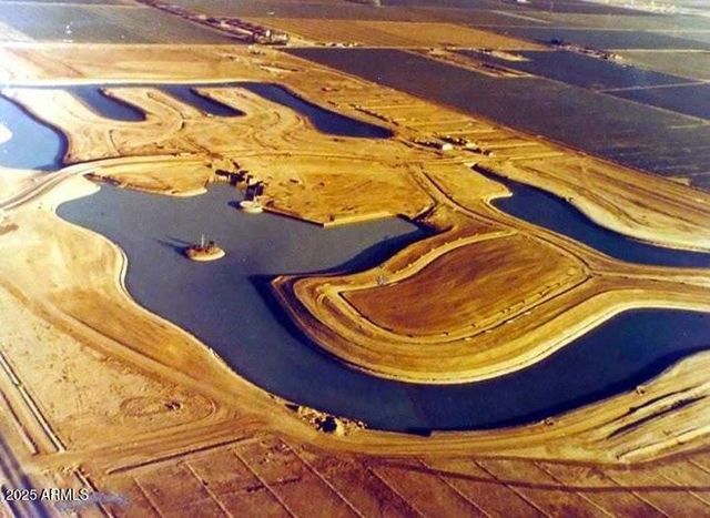 5200 S LAKESHORE Drive 206, Tempe, AZ 85283