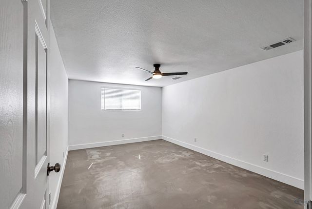 1607 Butternut Ln, Midland, TX 79705