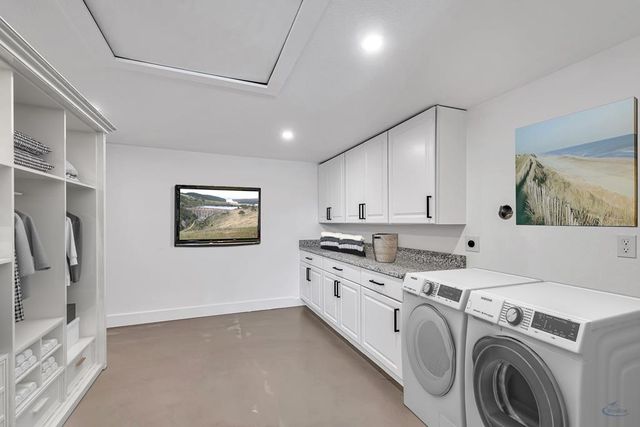 1607 Butternut Ln, Midland, TX 79705