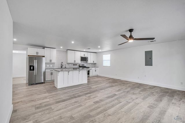 1607 Butternut Ln, Midland, TX 79705