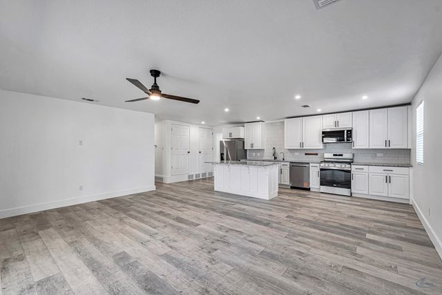 1607 Butternut Ln, Midland, TX 79705