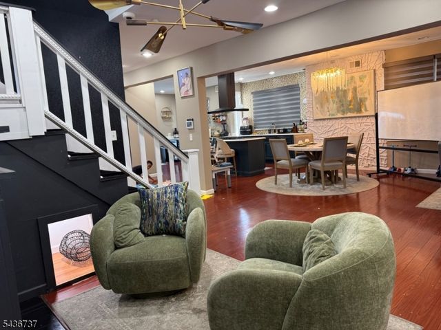620 Park Ave, Elizabeth City, NJ 07208