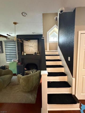 620 Park Ave, Elizabeth City, NJ 07208