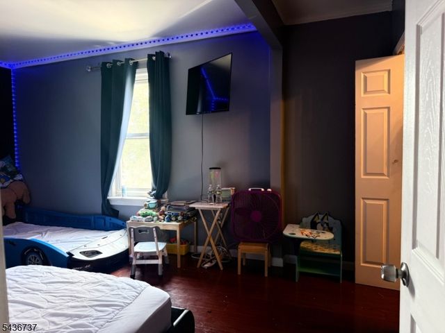620 Park Ave, Elizabeth City, NJ 07208