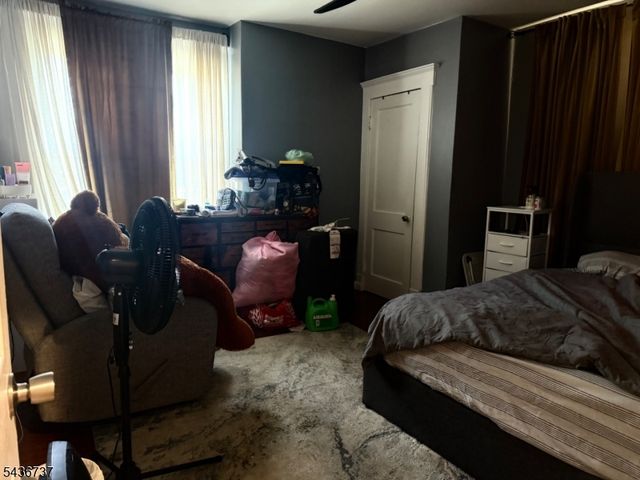 620 Park Ave, Elizabeth City, NJ 07208
