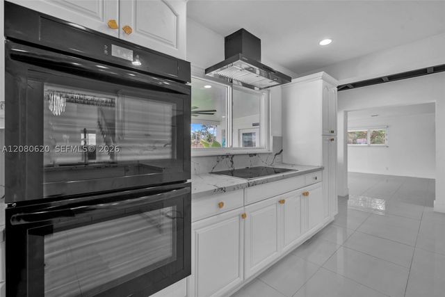 1436 NW 8th St, Dania Beach, FL 33004