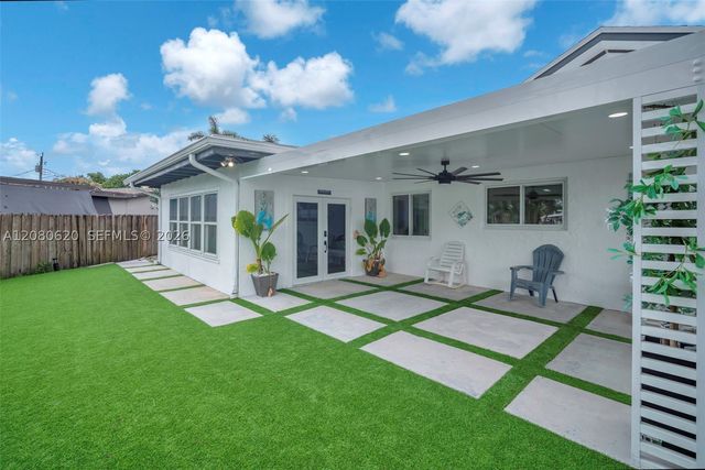 1436 NW 8th St, Dania Beach, FL 33004