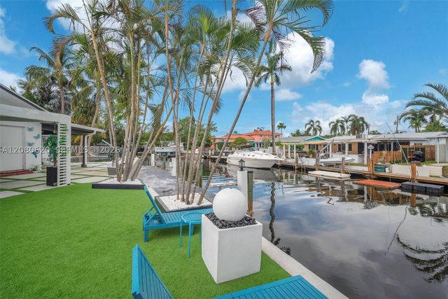 1436 NW 8th St, Dania Beach, FL 33004