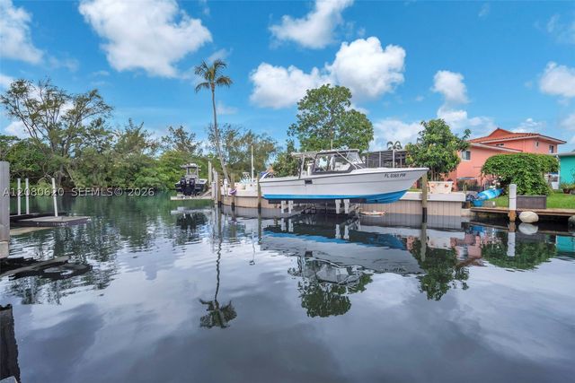 1436 NW 8th St, Dania Beach, FL 33004