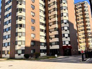 7337 S South Shore Drive 408, Chicago, IL 60649