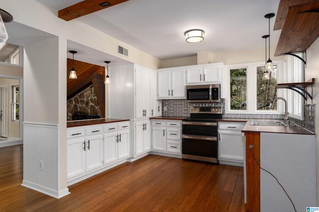 2435 WINE RIDGE DRIVE, Birmingham, AL 35244