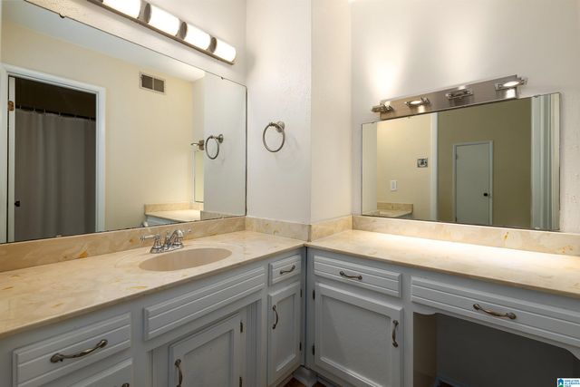 2435 WINE RIDGE DRIVE, Birmingham, AL 35244