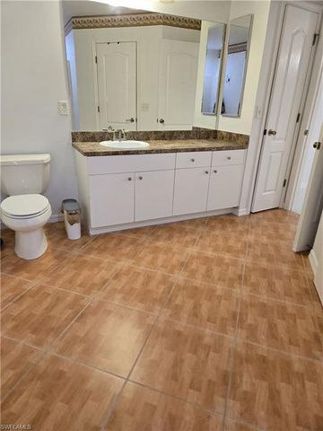 423 NW 26th PL, Cape Coral, FL 33993