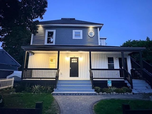 28 Houghton St 1, Lowell, MA 01851