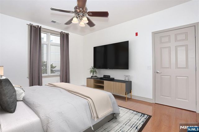 7400 River Road 228, North Bergen, NJ 07047