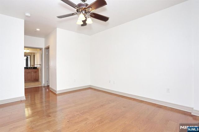 7400 River Road 228, North Bergen, NJ 07047