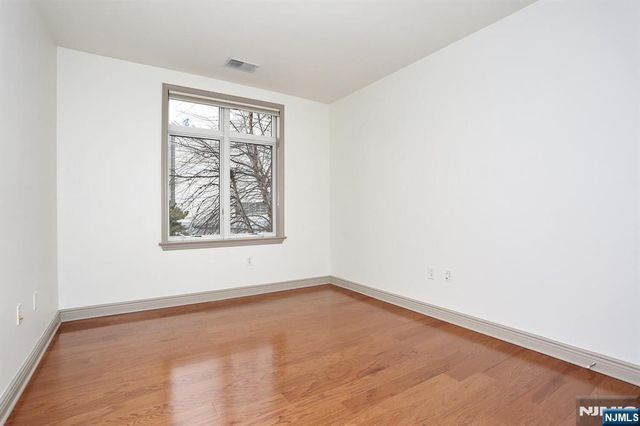 7400 River Road 228, North Bergen, NJ 07047