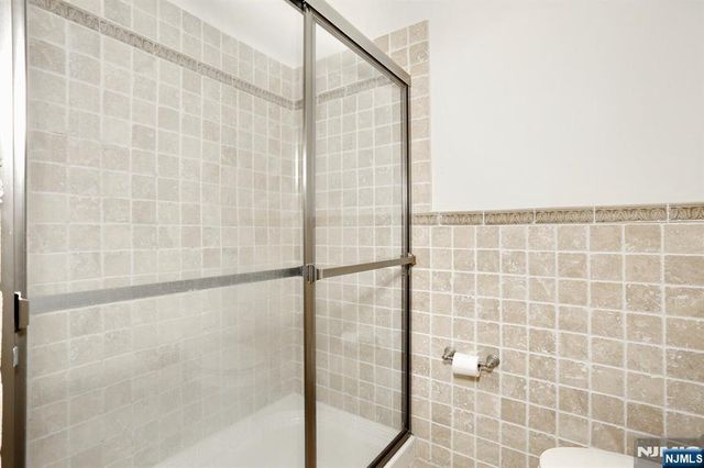 7400 River Road 228, North Bergen, NJ 07047