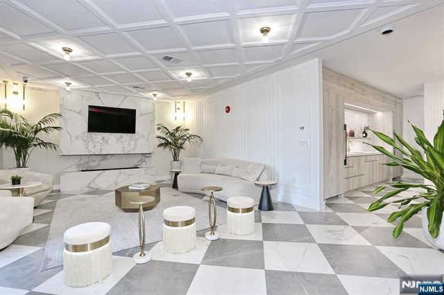 7400 River Road 228, North Bergen, NJ 07047