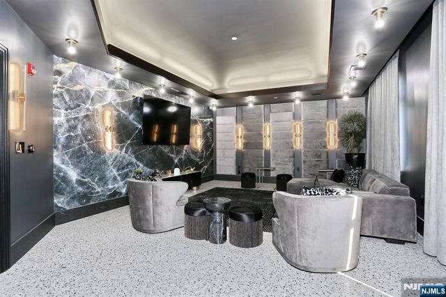 7400 River Road 228, North Bergen, NJ 07047