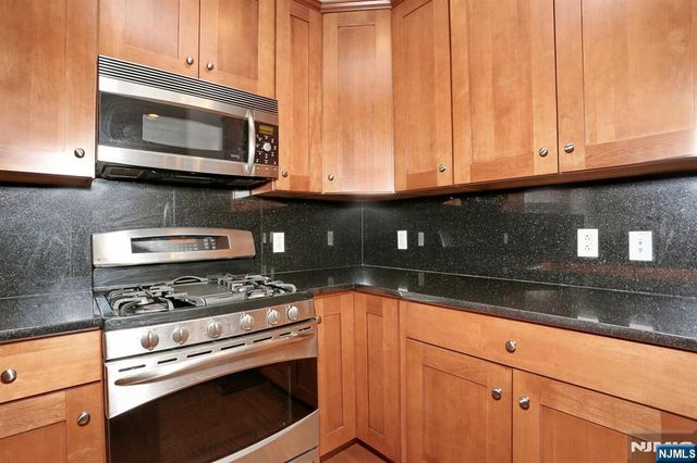 7400 River Road 228, North Bergen, NJ 07047