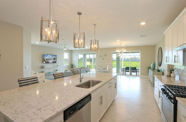 10205 SW Pervenche Lane, Port St. Lucie, FL 34987