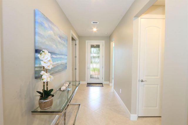10205 SW Pervenche Lane, Port St. Lucie, FL 34987
