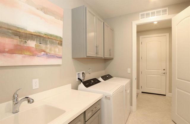10205 SW Pervenche Lane, Port St. Lucie, FL 34987