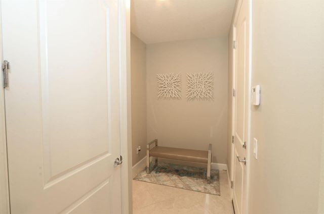 10205 SW Pervenche Lane, Port St. Lucie, FL 34987
