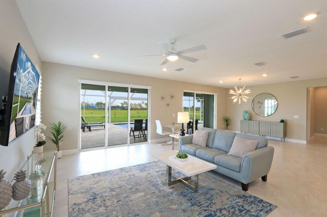 10205 SW Pervenche Lane, Port St. Lucie, FL 34987