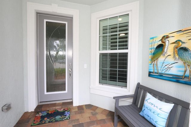 10205 SW Pervenche Lane, Port St. Lucie, FL 34987