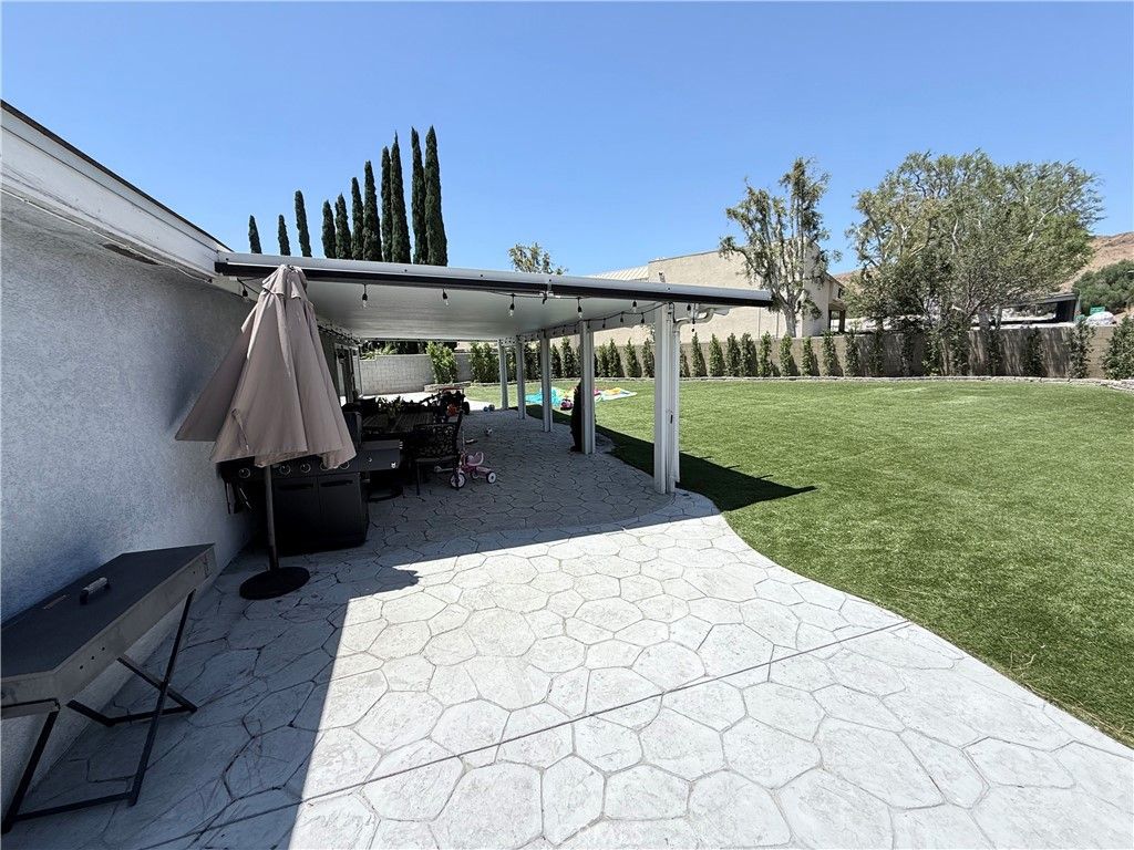 Image 15 of property listing at 2290 Rohner Court, Simi Valley, CA 93063