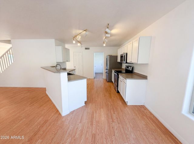 2234 E PARAISO Drive, Phoenix, AZ 85024