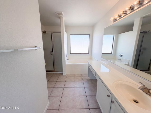 2234 E PARAISO Drive, Phoenix, AZ 85024