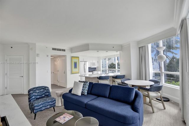 4401 Collins Ave 814, Miami Beach, FL 33140