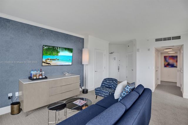 4401 Collins Ave 814, Miami Beach, FL 33140